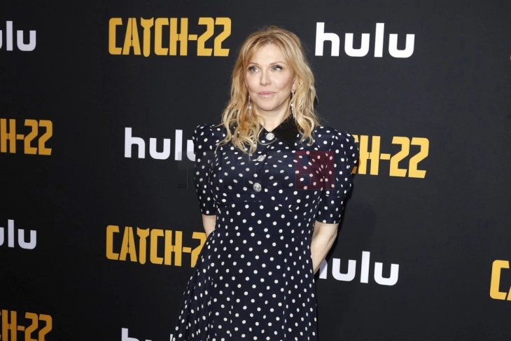 Кортни Лав откри дека „Heart-Shaped Box“ од „Нирвана“ говори за неа самата