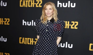 Кортни Лав откри дека „Heart-Shaped Box“ од „Нирвана“ говори за неа самата