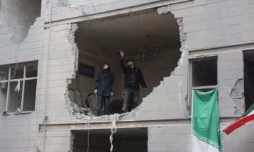 Irani shqyrton planin paqësor: Nuk ka gatishmëri për hapjen e Ngushticës së Hormuzit pa armëpushim të përhershëm