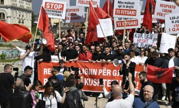 Студентски протест во Скопје за Законот за употреба на јазиците
