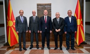 Гаши ќе се сретне со досегашните претседатели на Собранието