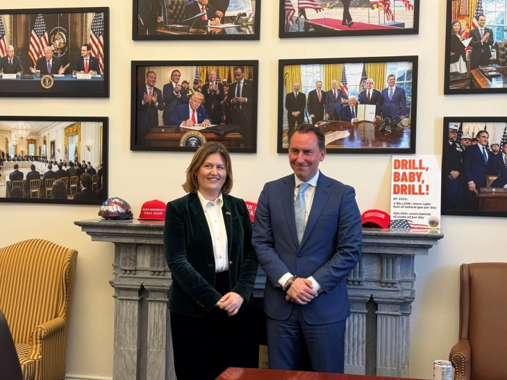 Стратешка енергетска соработка: Божиновска на средба во Белата куќа со советник на Трамп и висок функционер од Националниот совет за енергетска доминација на САД