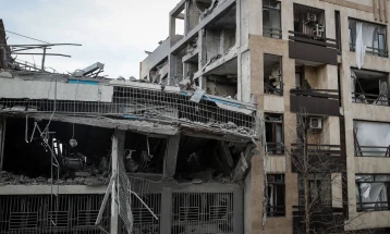 Најмалку 18 мртви во воздушни напади во иранска провинција