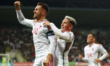 Арон Ремзи стави крај на својата кариера