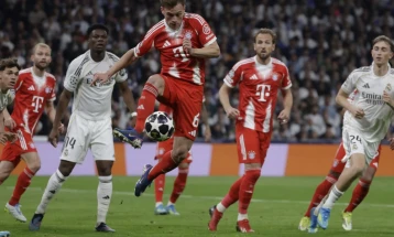 Bayern claim crucial win at Madrid, Arsenal beat Sporting