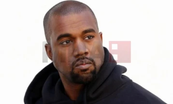 Велика Британија му забрани влез на Канје Вест