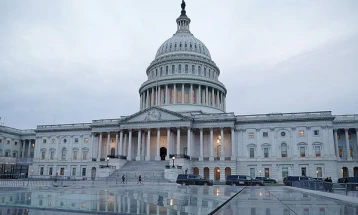 Сенаторите и конгресмените во САД со воздржани реакции по однос примирјето со Иран