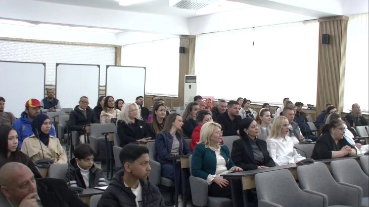 Во Штип одбележан Светскиот ден на Ромите