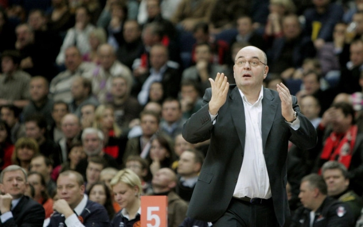 Почина кошаркарскиот тренер Душко Вујошевиќ