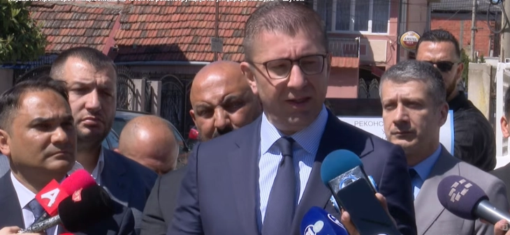 Ligji për përfaqësim të drejtë do ta përmirësojë cilësinë e punës së administratës publike, thotë Mickoski