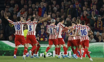 Barcelona humbi ndaj Atletiko-s, PSZh mposhti Liverpulin në ndeshjen e parë të çerekfinales së Ligës së Kampionëve