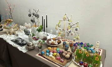 Во Кавадарци отворена Велигденска изложба на ракотворби 