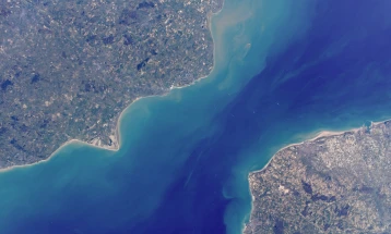 Брод со мигранти потона во Ламанш, четворица мртви