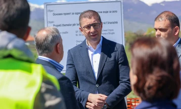 Мицкоски: Проектот во Враништа го разбива стереотипот дека политичарите мислат само на себе, а не и на граѓаните