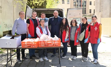 Ѓорѓиевски: Величетврток е ден за хуманост, поделени над 300 оброци