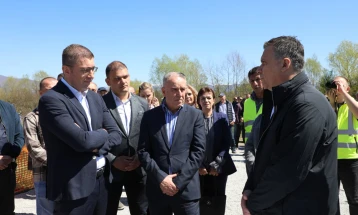 Хоџа: Заштитата на животната средина значи и инвестиции во инфраструктура во помалите места, 91 милион денари за канализациона мрежа во Враништа