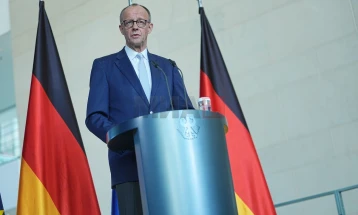 Мерц: Израелските напади врз Либан го загрозуваат примирјето со Иран