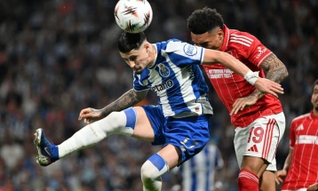 Поранешните европски шампиони одиграа без победник