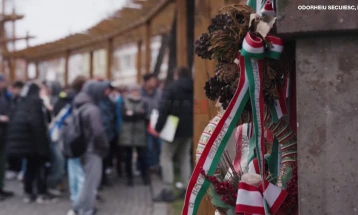 Opozita hungareze mobilizon vëzhguesit, qeveria paralajmëron për incidente të mundshme pas zgjedhjeve