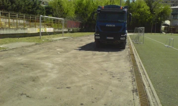 Започна реконструкцијата на атлетската патека на Градскиот фудбалски стадион „Зоран Паунов“ во Велес.