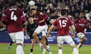 Вест Хем „го турна“ Тотенхем во зоната за испаѓање