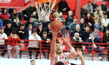 Двојна програма во салата „Лазар Лечиќ“