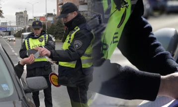 МВР: Лишени од слобода 12 возачи за безобѕирно управување возило, од кои десет возеле без дозвола, а двајца под дејство на алкохол