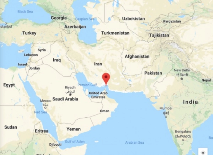 Кинески супертанкери минаа низ Ормуската Теснина