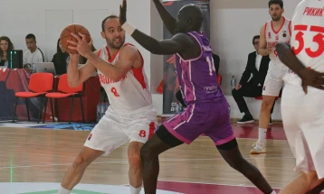 Работнички го совлада директниот конкурент Феникс 2010