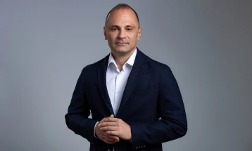 Филипче со честитка за Велигден: Овој голем христијански празник дава духовна сила и повикува на добрина, човечност и заедништво