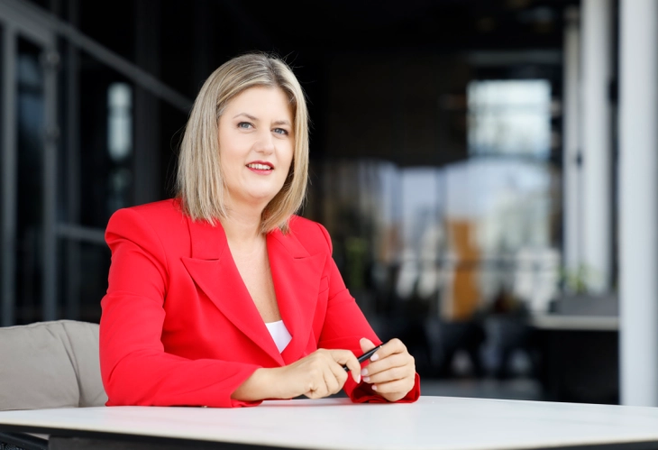 Bozhinovska: Sot, më shumë se kurrë, na duhet besimi dhe zgjedhja për të mbetur njerëz, për të zgjatur dorën dhe për të mos hequr dorë nga njëri-tjetri