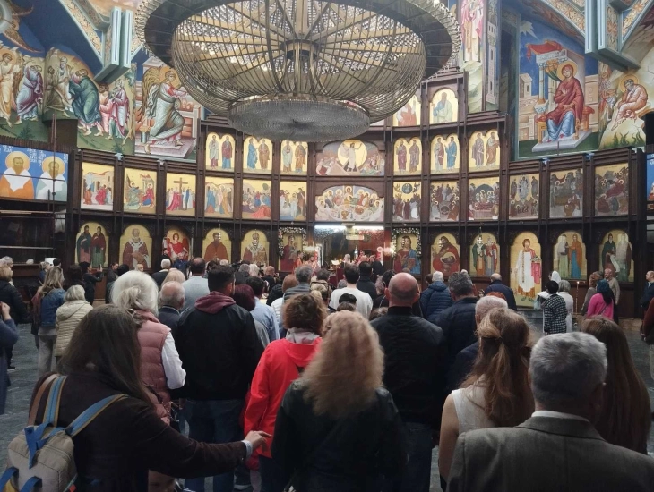 Воскресна богослужба - Второ Христово воскресение во Соброрниот храм „Св. Климент Охридски“