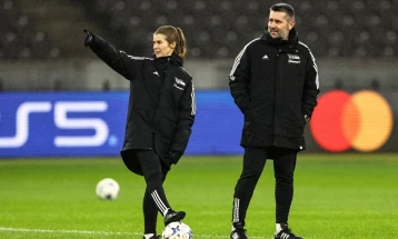 Мари-Луиз Ета – прва жена тренер во Бундес лигата