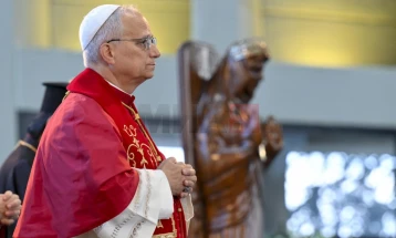 Папата Лав XIV ја започнува најдолгата посета на Африка во својот понтификат