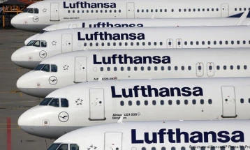 Hundreds of Lufthansa flights scrapped as pilots begin two-day strike