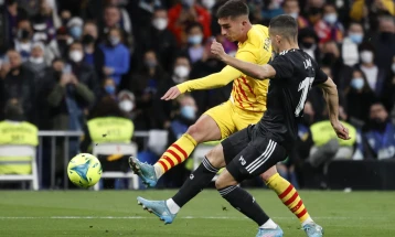 Во четвртфиналните натпревари од ЛШ ефективно се играше помалку од еден час фудбал