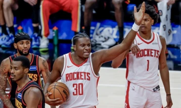 Капела, ја постигна својата прва тројка во кариерата на 31-годишна возраст