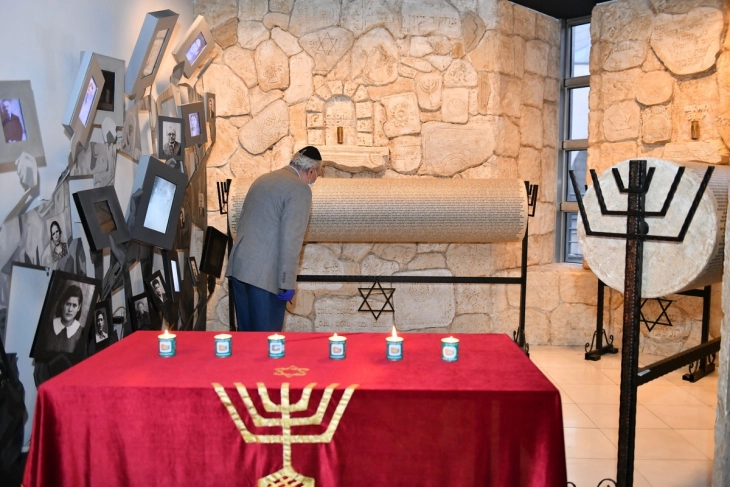 Одбележување на Јом Хашоа - комеморативен ден за жртвите во холокаустот