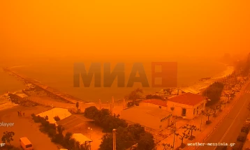 Pluhuri afrikan përsëri përfshinë Greqinë, duke rritur ndotjen e ajrit