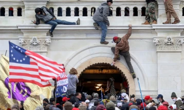 Министерството за правда на САД побара поништување пресуди изречени во врска нападот врз Конгресот во 2011 година