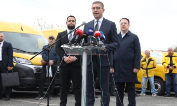 Mickoski: Për sa kohë që jam kryeministër i vendit, duhet të ketë kushte të barabarta për të gjithë, kam një ndjenjë se zyrtarët e qeverisë së mëparshme do të përfshihen me përndjekje