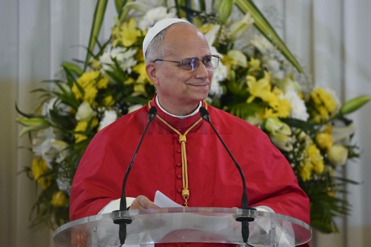 Папата Лав XIV изјави дека „светот го уништуваат шака тирани“