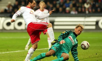 Поранешниот австриски голман Манингер загина во сообраќајна несреќа