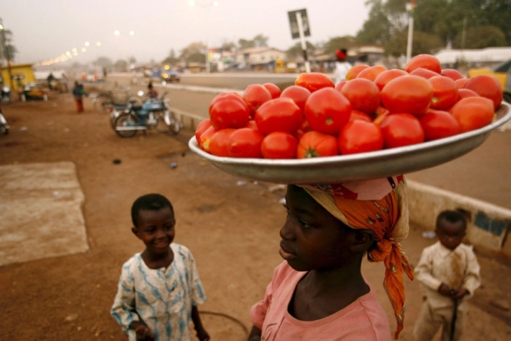 Në Gana janë shpëtuar 305 qytetarë nga Afrika Perëndimore, nga të cilët 113 fëmijë, në operacion kundër trafikimit me njerëz