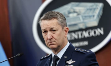 Gjenerali Kejn: SHBA-ja për tre ditë ka kthyer 13 anije që janë përpjekur të thyenin bllokadën e Ngushticës së Hormuzit