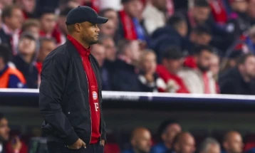 Баерн без Компани на клупата на првиот натпревар против ПСЖ