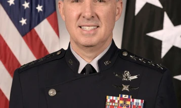 Генерал Вајтинг: Русија планира да распореди нуклеарно оружје во Вселената и да напаѓа сателити