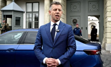 Маѓар: Се уништуваат документи од владата во заминување на Орбан