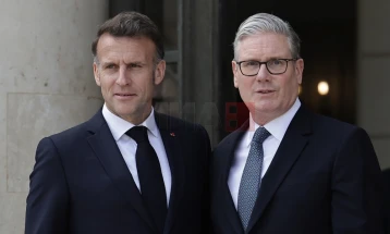 Макрон ја поздрави објавата на Иран за отворање на Ормуската Теснина