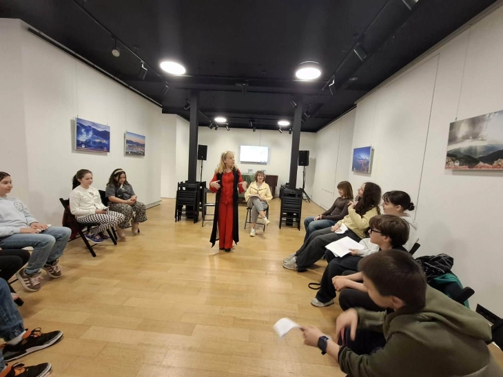 Во македонскиот КИЦ во Загреб промоција на книгата „Магичниот круг на детството